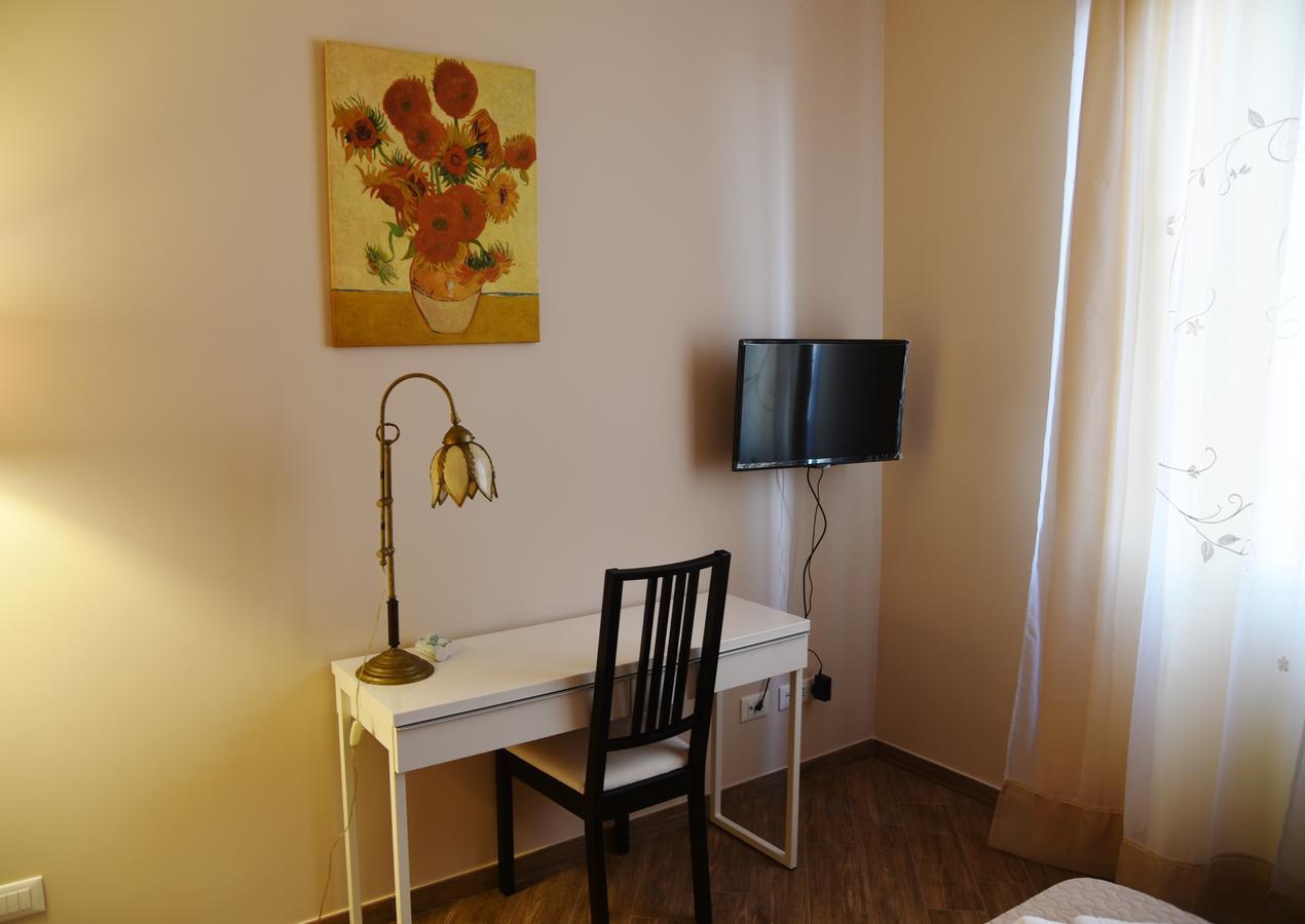 Fabio Guest House Deluxe Rome Exterior photo